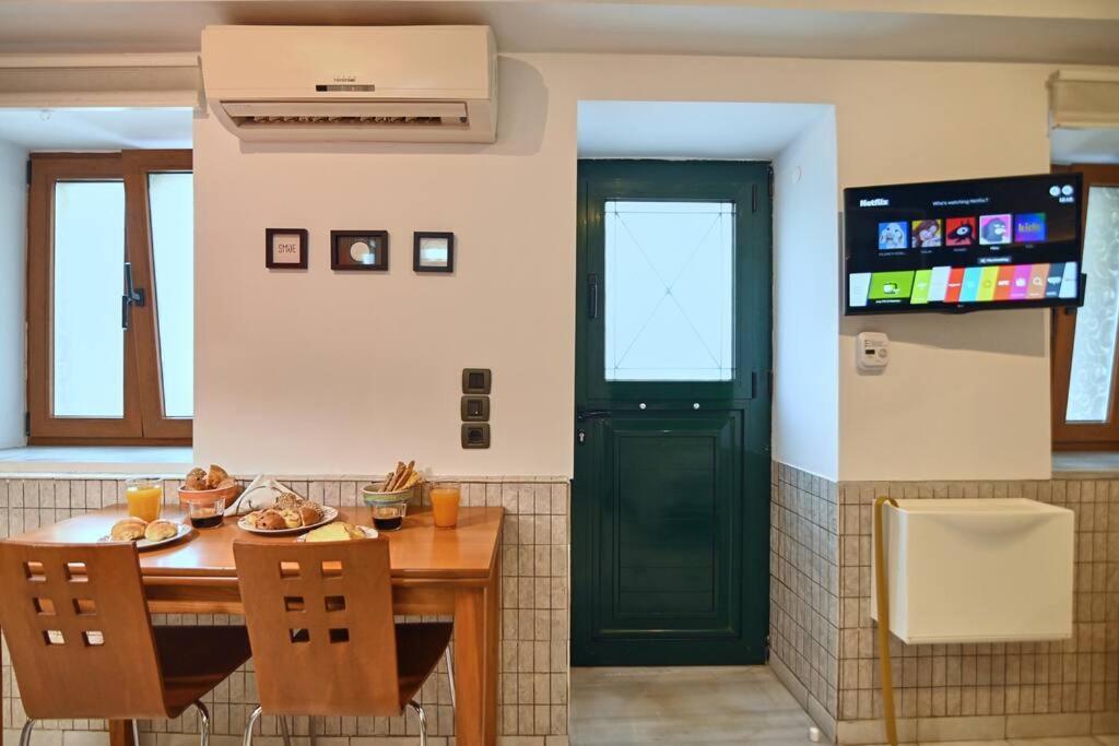 #Tyrtaiou Modern Design Studio Mytilene Exterior foto